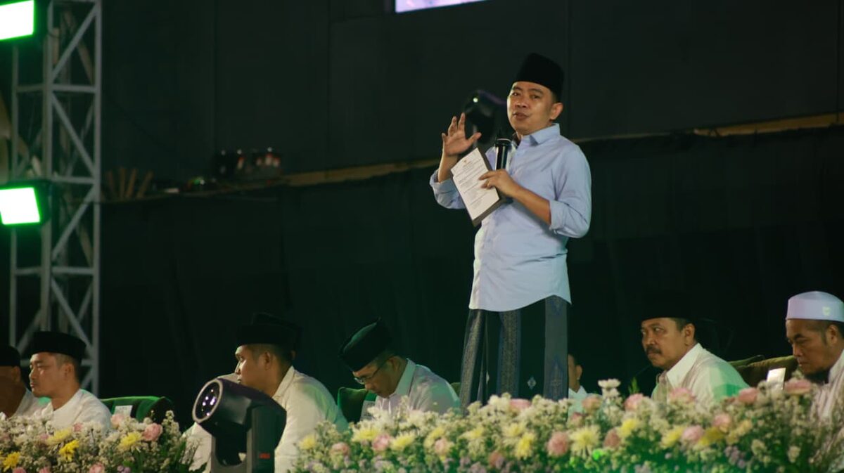 Bupati Jember menyampaikan sambutan pada malam puncak HSN 2026
